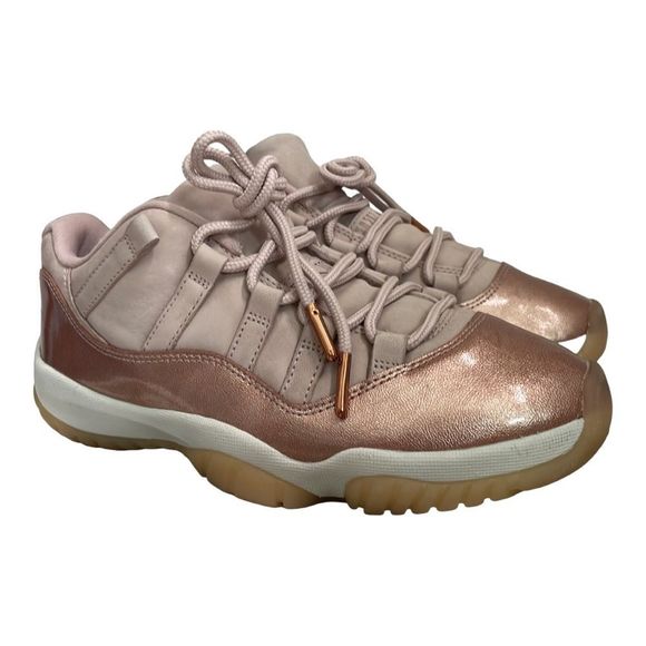Nike Air Jordan XI 11 Retro Low  Size 7.5 AH7860-105 Rose Gold - Picture 1 of 8